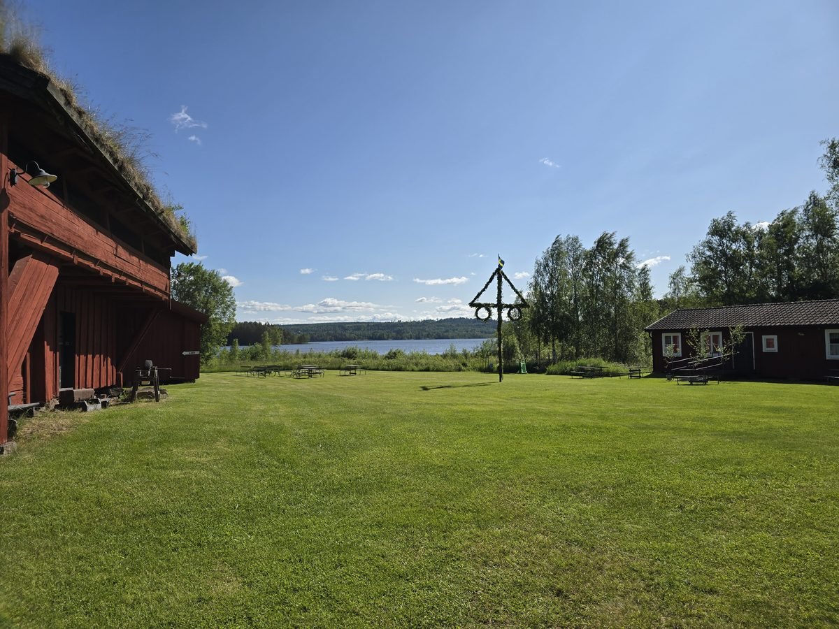 Historiska byggnader vid Brevik Hembygdsgård i Nykroppa